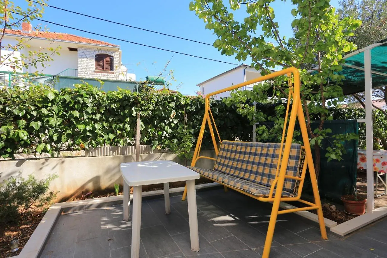 Apartments By The Sea Seget Vranjica, Trogir - 18487 Seget Donji