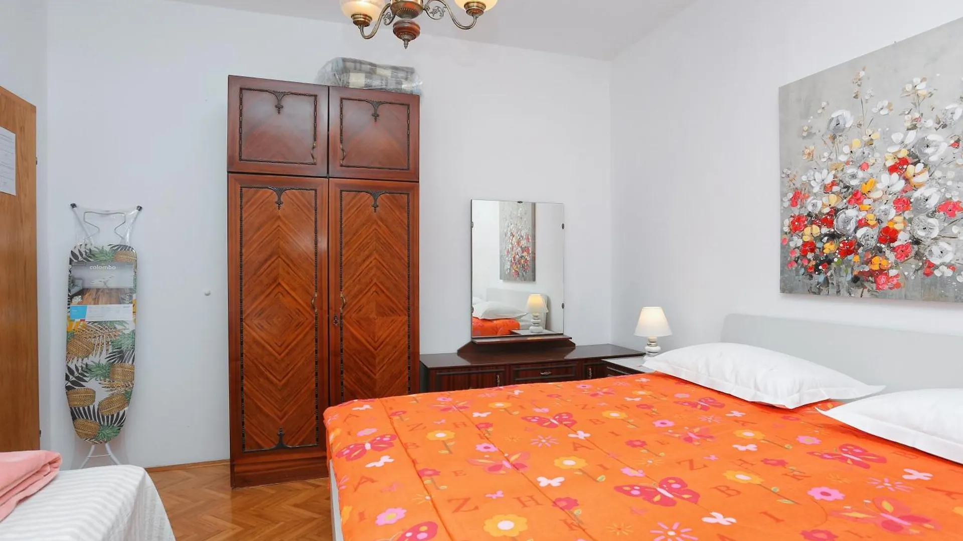 Apartments By The Sea Seget Vranjica, Trogir - 18487 Seget Donji Croatia